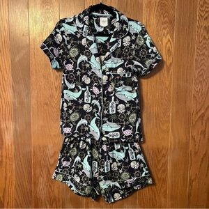 Chelsea Peers New York Sea Life PJ Button Up V Neck Shirt & Shorts EUC Black XSM